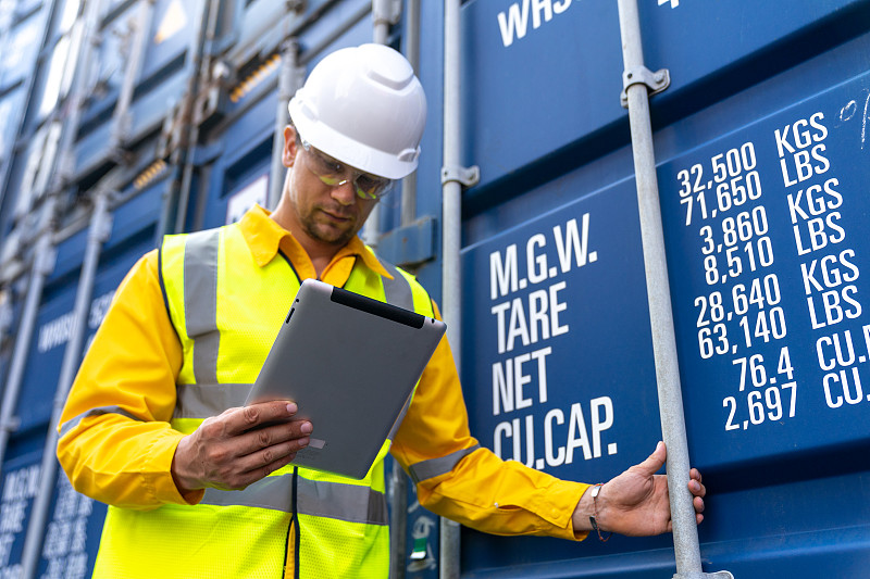 通过中国杭州把Gucci（商品）寄到美国巴尔的摩