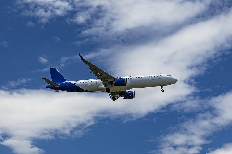 经过广州旧手机寄到美国弗吉尼亚海滩