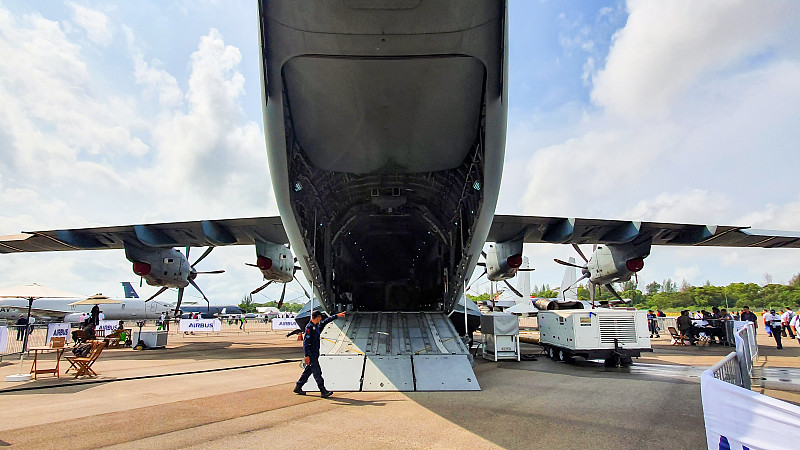 经过中国深圳把禽蛋寄到美国哥伦布