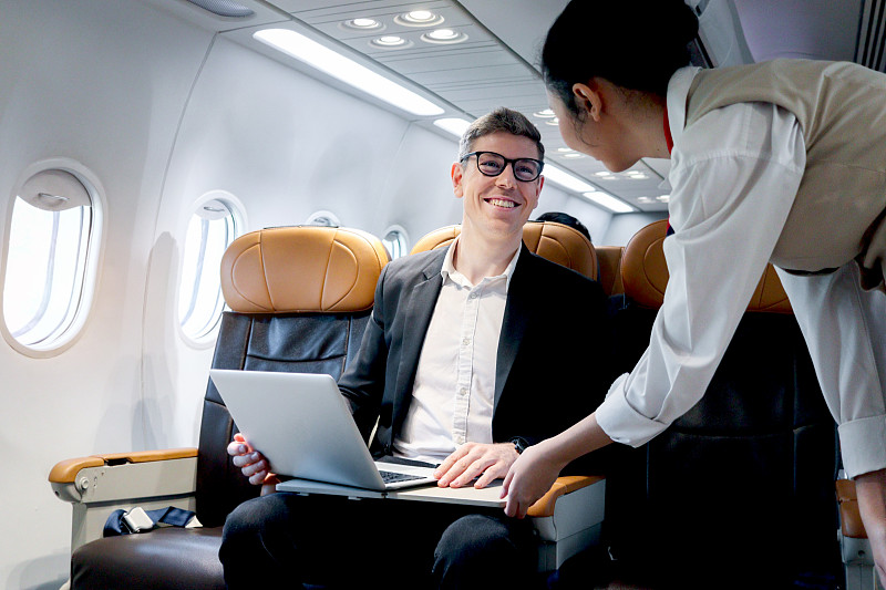 经由济南将面膜邮寄到美国芝加哥