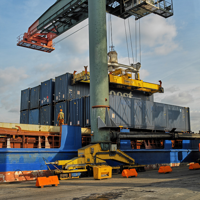 从中国宁波把方便食品邮寄到美国迈阿密