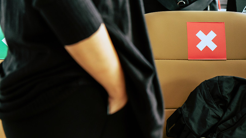 经由中国南宁把阿胶寄到美国盐湖城