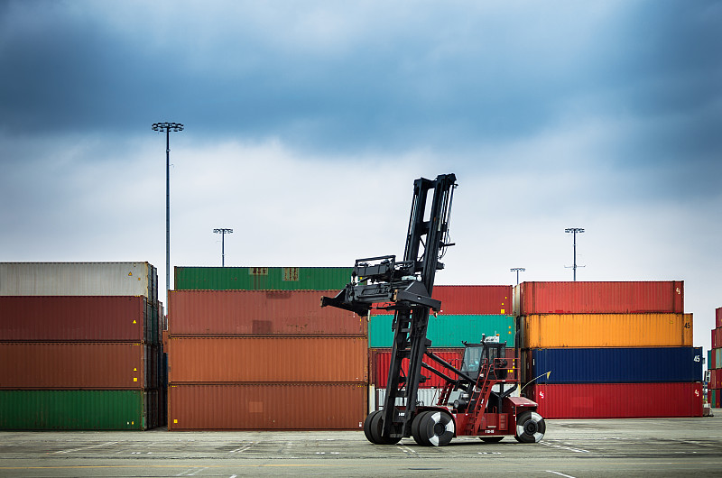 通过中国北京把香菇寄到美国休斯顿