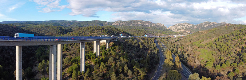 通过青岛把锂电池邮寄到美国奥马哈