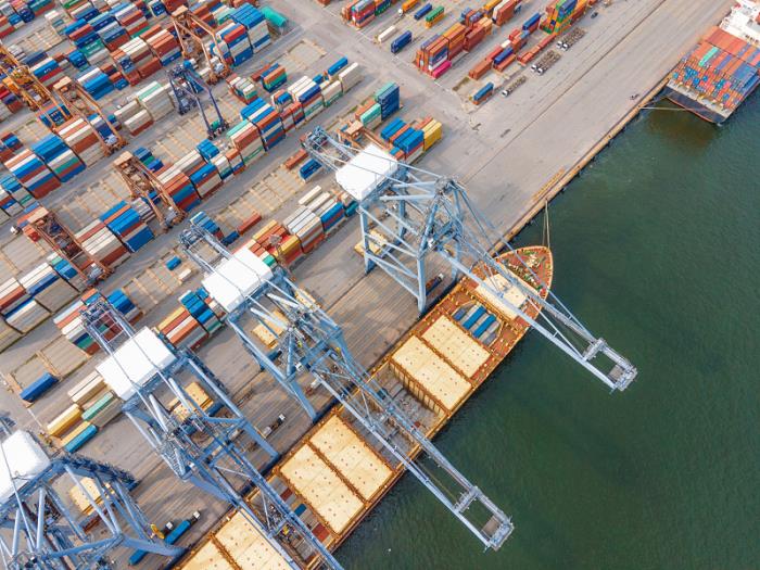 亚马逊10月热销产品关键词：万圣节、保暖