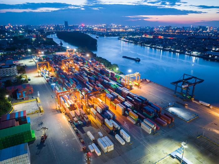 大连国际货代在物流行业中可持续发展，具有什么独特的优势呢