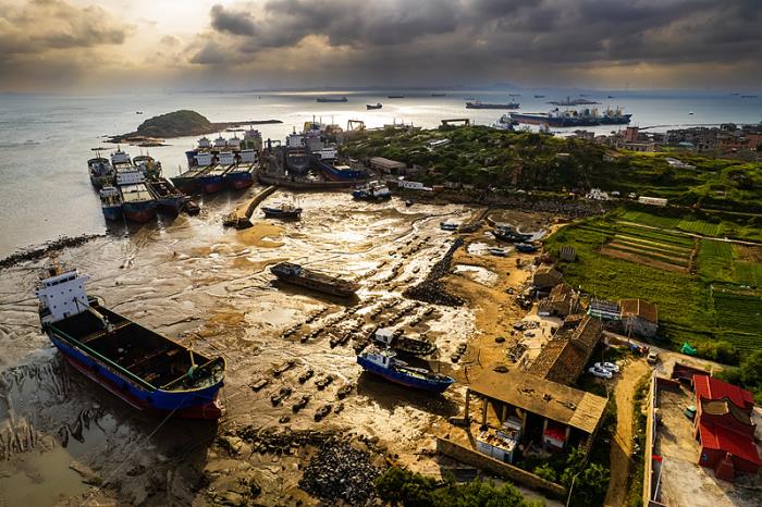 告别物流延误,专业货代团队,全球港口无缝衔接 告别物流延误,专业货代团队,全球港口无缝衔接