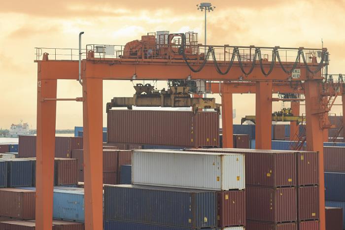 深圳国际货代行业：打造一站式物流服务，降低企业运输成本