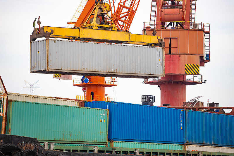 中国抵越南河内海运派城市专线