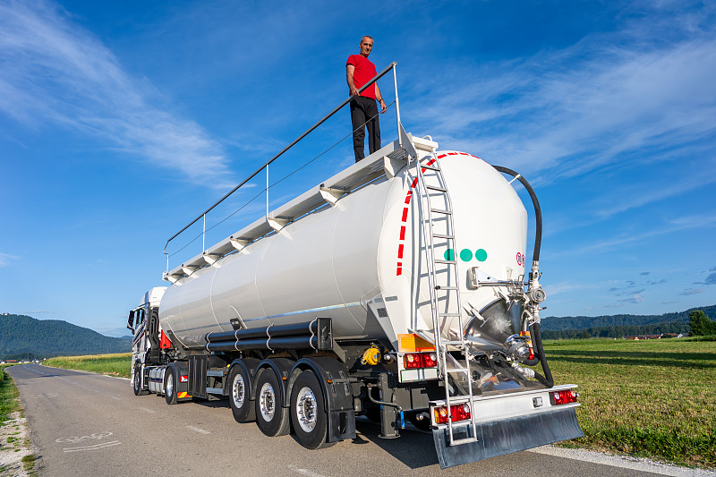 中国抵越南坚江DHL城市专线