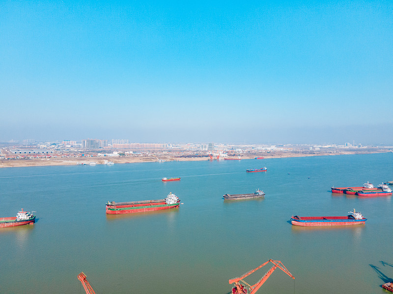 国际快递和国际专线的优缺点是什么？