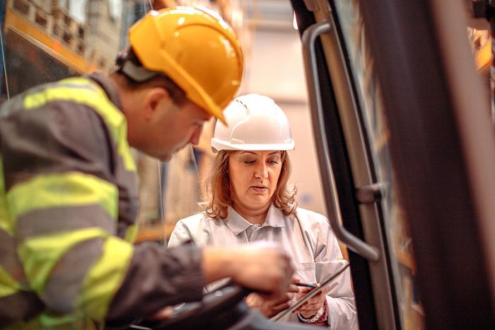 货物汽车用品从中国苏州选取海上线路运到英国诺丁汉 货物汽车用品从中国苏州选取海上线路运到英国诺丁汉