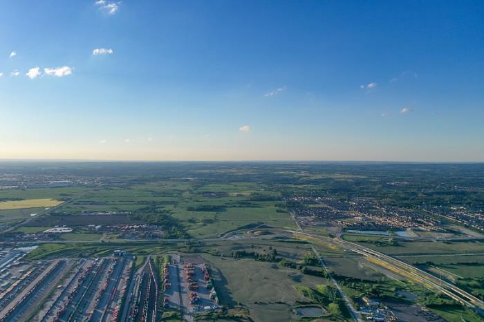 物件纺织机械及其零件从中国上海启用航运输送到达英国阿伯丁