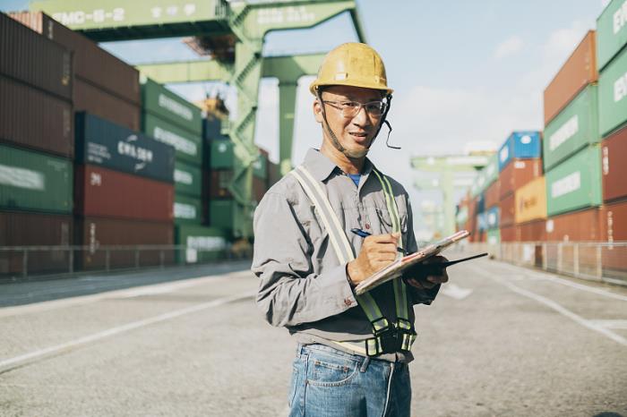 货物婴孩车及其零件由中国湛江挑选货船运送到英国唐卡斯特