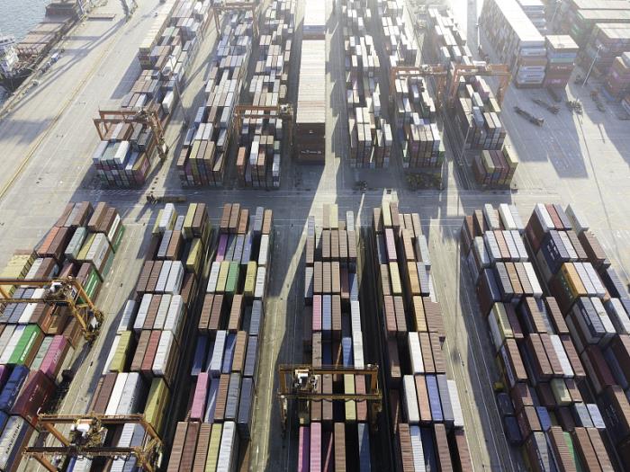 货品运动器材从中国成都采用货轮快运到英国唐卡斯特