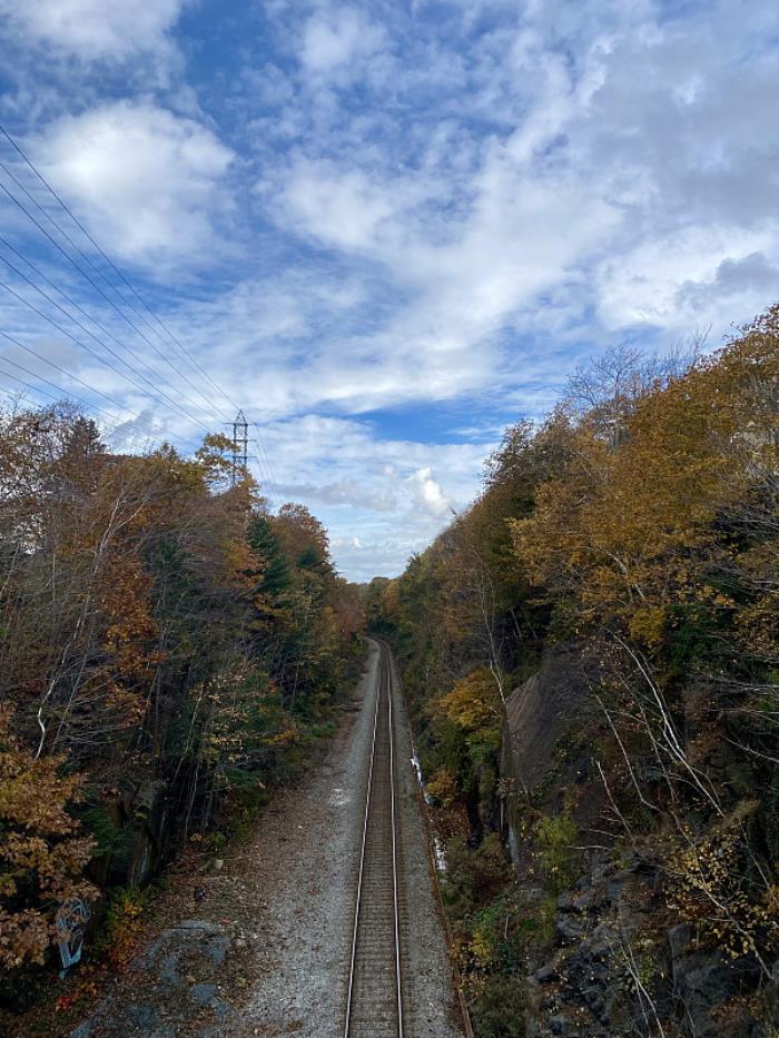 商品汽车配件从中国珠海选择海上线路配送英国斯劳