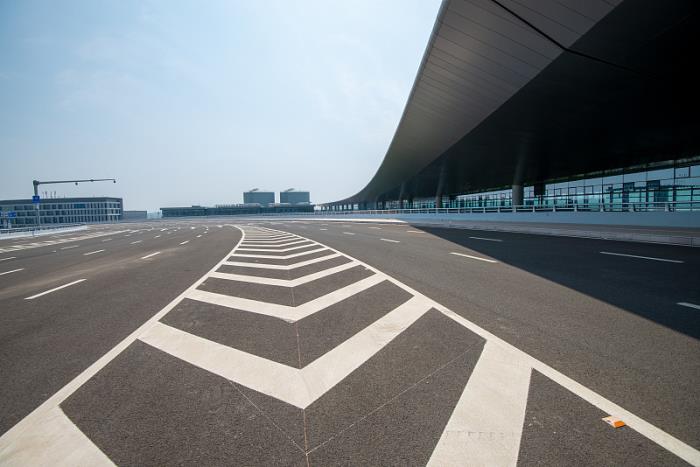 商品分析仪器从中国济南启用水运输送到英国伊普斯威奇