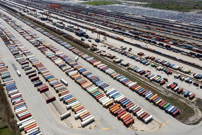 物品煤及褐煤从中国青岛选取水运运输到尼日利亚库莫 物品煤及褐煤从中国青岛选取水运运输到尼日利亚库莫