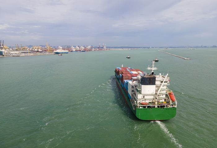 商品贵金属或包贵金属的首饰从中国广州采用海上线路输送到南非约翰内斯堡