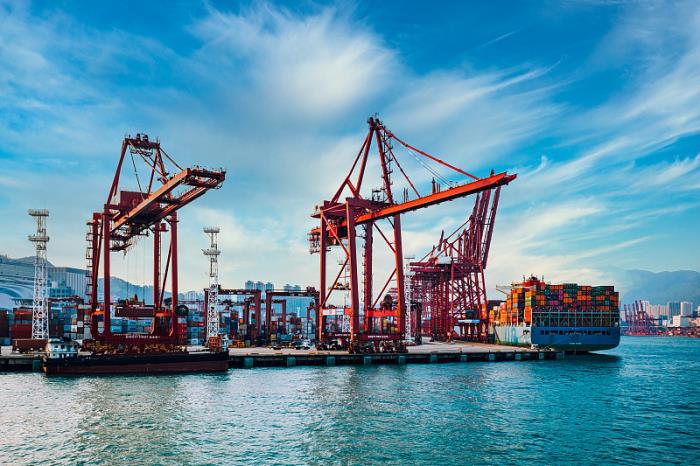 物品纺织纱线由中国淮安市采用海洋轮船输送到达英国伯明翰