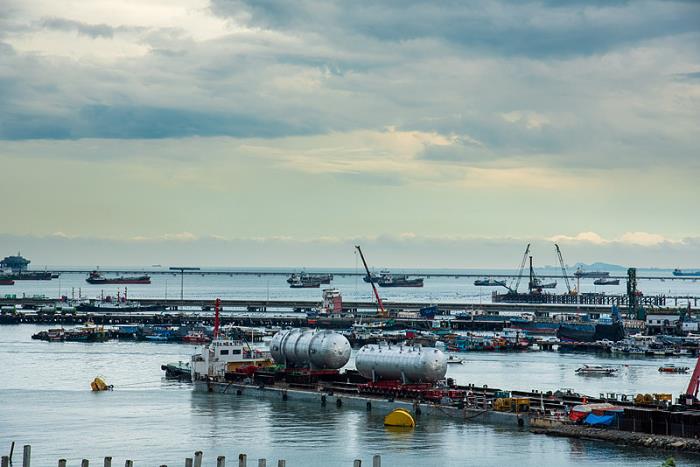 货品母婴用品从中国襄阳选用海洋轮船送往英国格拉斯哥