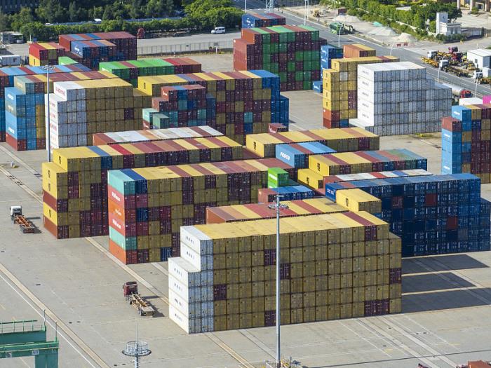 产品宠物用品从中国上海选用水运货运到荷兰阿姆斯特丹