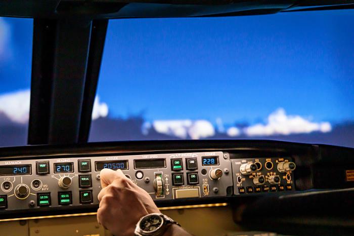 货物电扇由中国大同启用航运输送到英国伯明翰