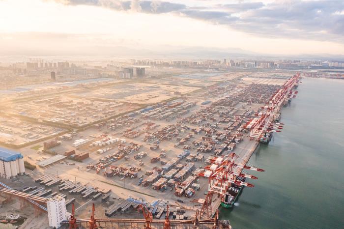 货物低压开关及控制装置由中国台湾挑选海上线路快运到英国莱斯特