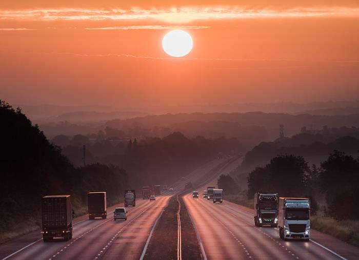 产品木材由中国漳州采取船运运送到英国邓迪
