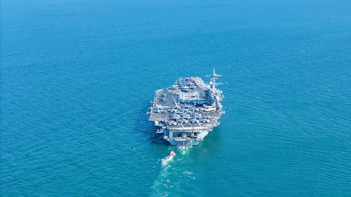 物件植物材料编结品由中国深圳选取海路货运到英国斯劳