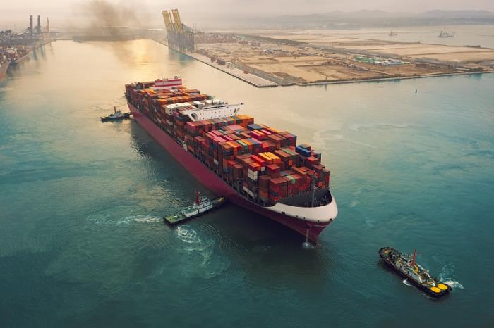 货品电子钟表由中国福州挑选海路运输到英国米尔顿凯恩斯