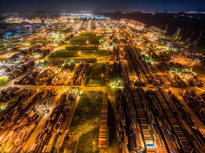 货品厨房用具从中国北京启用海上线路送到英国伦敦