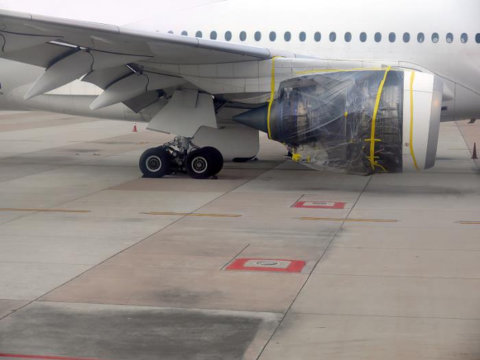 物件电气控制装置由中国广州启用海洋轮船送到英国利兹