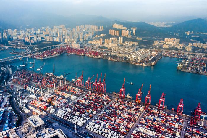 货品原电池从中国西安选择船运货运到英国彼得伯勒