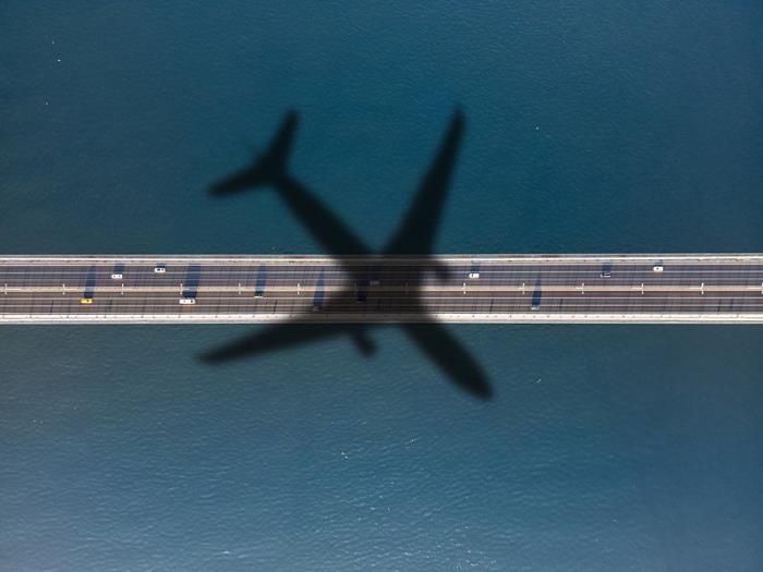 物件锂离子蓄电池由中国德州市选择海路输送到