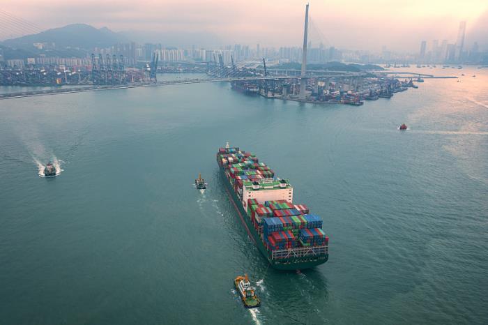物品手机通讯由中国上海采取海运航线送到