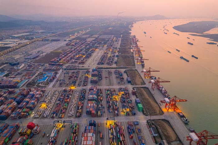 货品电视摄像机，数字照相机及视频摄录一体机从中国杭州采用货轮快运到