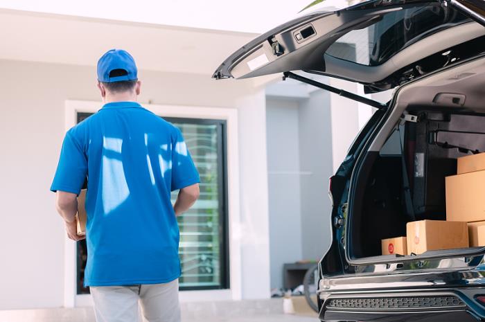 物件原电池从中国深圳采用航运运输到