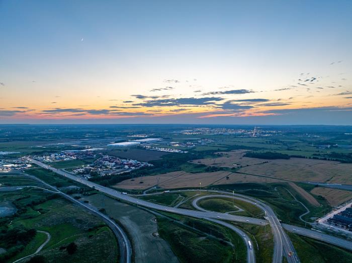 物品肥料由中国北京采用航运输送到