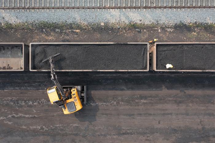 物品婴儿服饰从中国济南选取水运输送到伊拉克阿马拉 物品婴儿服饰从中国济南选取水运输送到伊拉克阿马拉