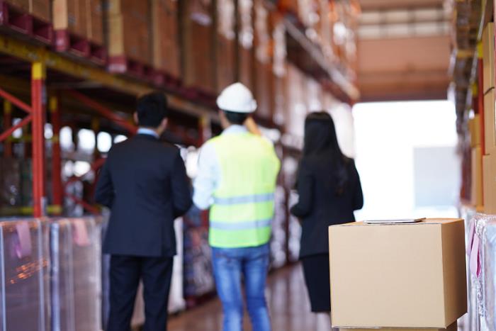 商品运动户外用品从中国济南采用海上线路输送到意大利特雷维索