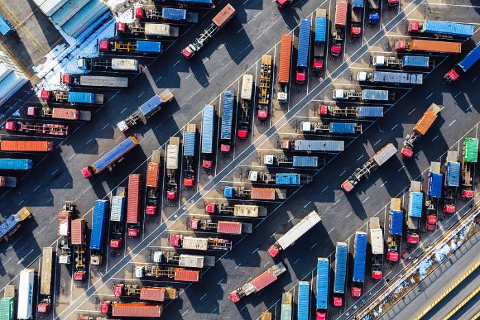 到英国空运多少钱一公斤 到英国空运多少钱一公斤