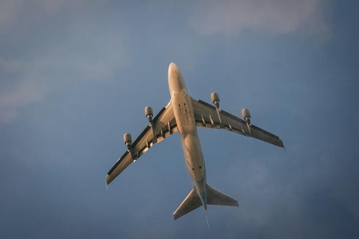 商品塑料颗粒从中国赣州选用海运航线输送到达