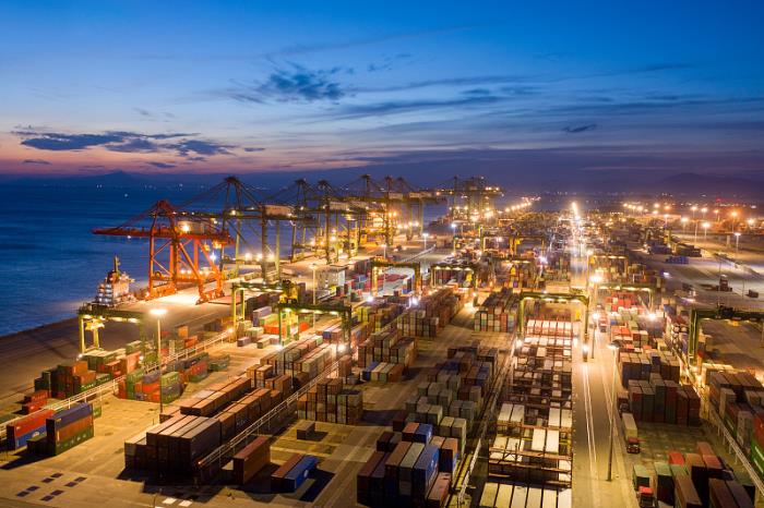 货品休闲食品从中国盐城市采用航运输送到达法国里昂 货品休闲食品从中国盐城市采用航运输送到达法国里昂