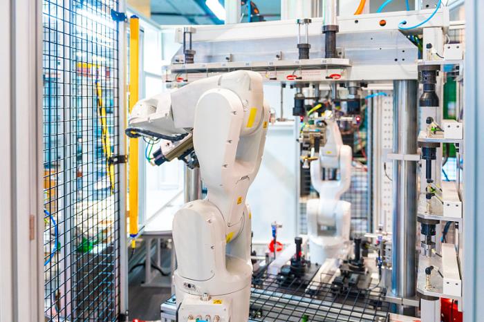 物件运动服饰由中国深圳采取船运驳运到丹麦哈尔斯 物件运动服饰由中国深圳采取船运驳运到丹麦哈尔斯