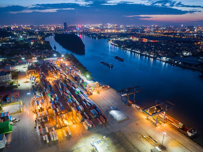 物品高新技术产品由中国福州挑选航运运到法国马赛