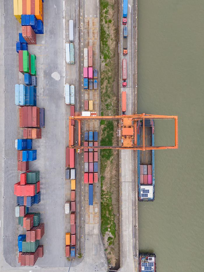 国际海运的严重拥堵和港塞会影响圣诞节的货物派送吗？英国发话了！