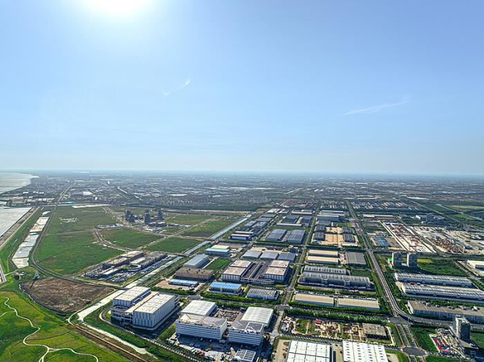货品分析仪器从中国嘉兴采取货轮输送到巴基斯坦拉瓦尔品第