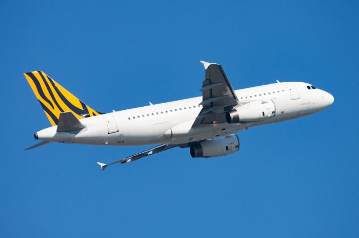 物品电脑数码从中国台湾启用航运驳运到