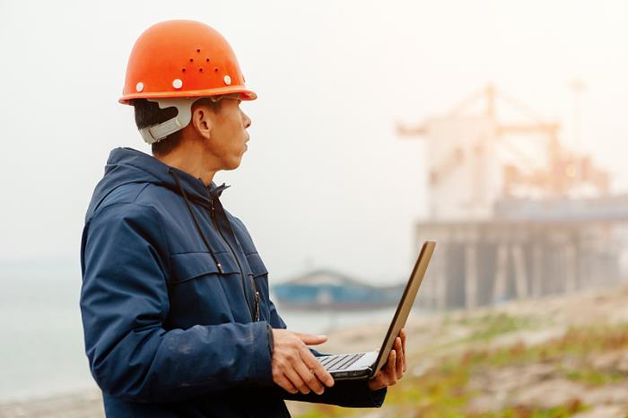 产品电脑外设由中国武汉选用海路配送到波兰华沙